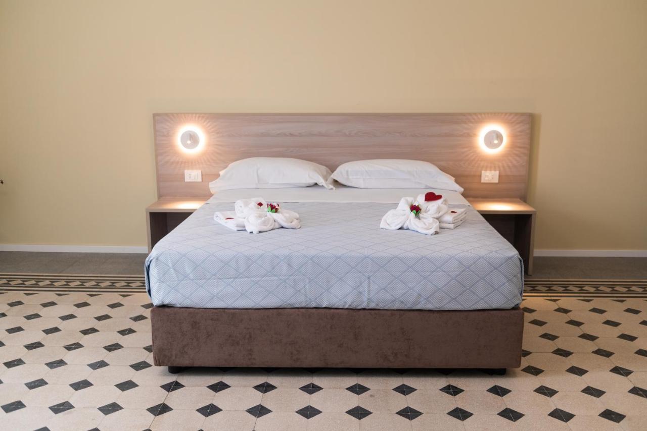 Historico Loft & Rooms Palazzo Adragna XIX 特拉帕尼 外观 照片